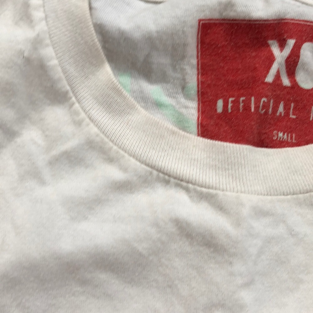 Official Issue The Weeknd Kissland Merch Tee - Picture 6 of 6